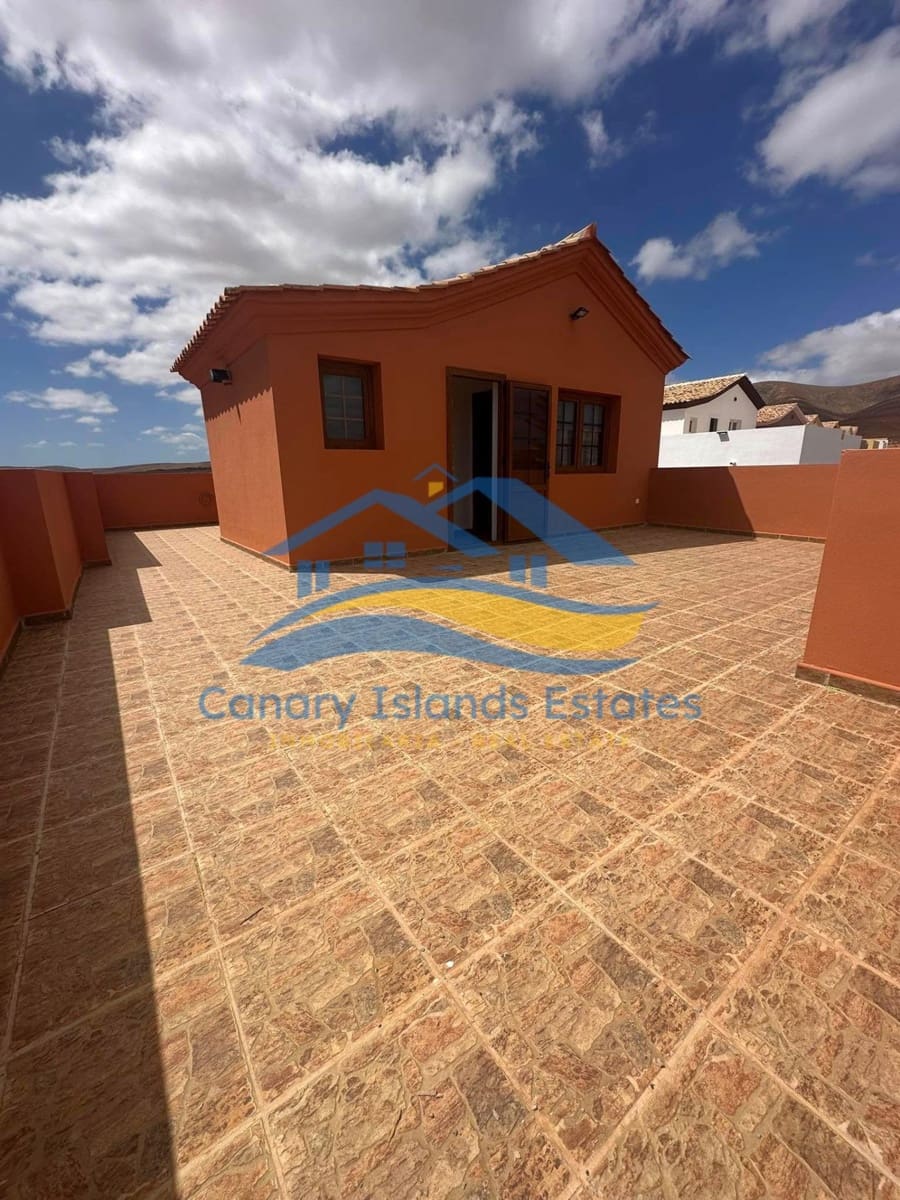 3 soveværelse Villa til salg i Antigua med garage - € 450.000 (Ref: 9215285)