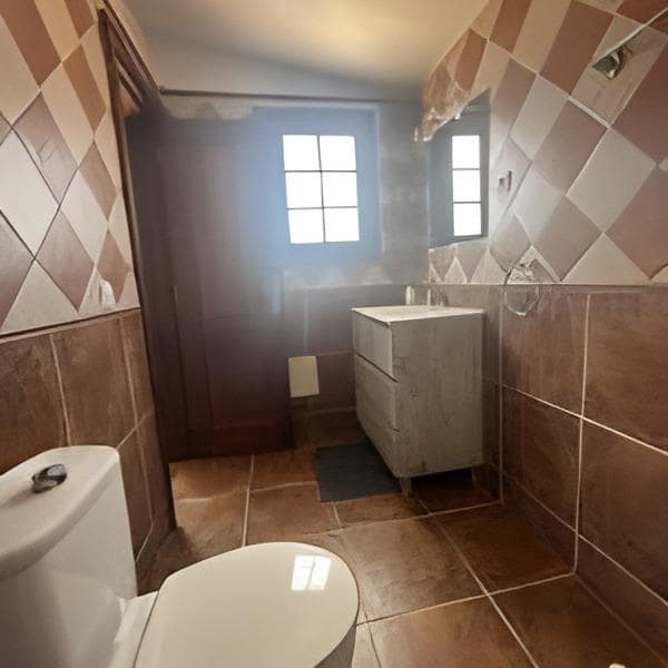 3 bedroom Villa for sale in Antigua with garage - € 450,000 (Ref: 9215285)