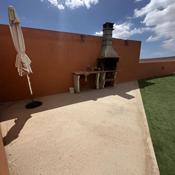 3 bedroom Villa for sale in Antigua with garage - € 450,000 (Ref: 9215285)