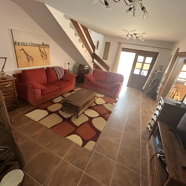 3 bedroom Villa for sale in Antigua with garage - € 450,000 (Ref: 9215285)