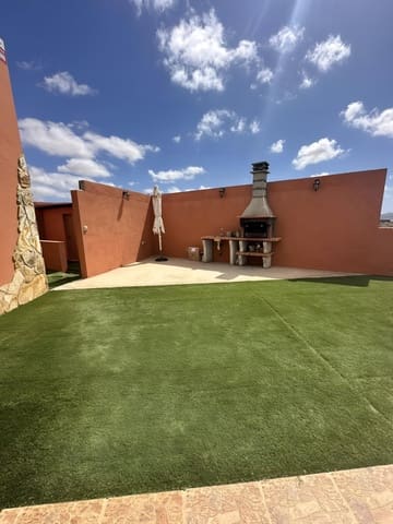 3 sypialnia Willa na sprzedaż w Antigua z garażem - 450 000 € (Ref: 9215285)