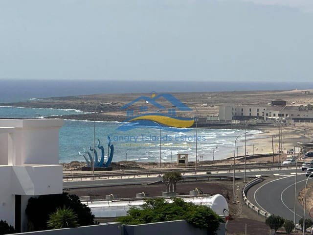 5 soveværelse Villa til salg i Puerto del Rosario med garage - € 495.000 (Ref: 9215288)