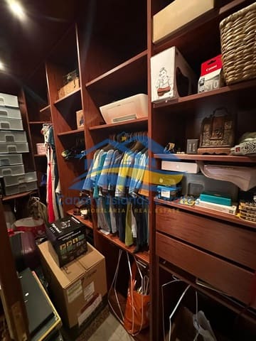 5 soveværelse Villa til salg i Puerto del Rosario med garage - € 495.000 (Ref: 9215288)