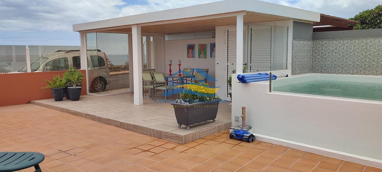 3 Zimmer Apartment zu verkaufen in Puerto del Rosario mit Garage - 450.000 € (Ref: 9215289)