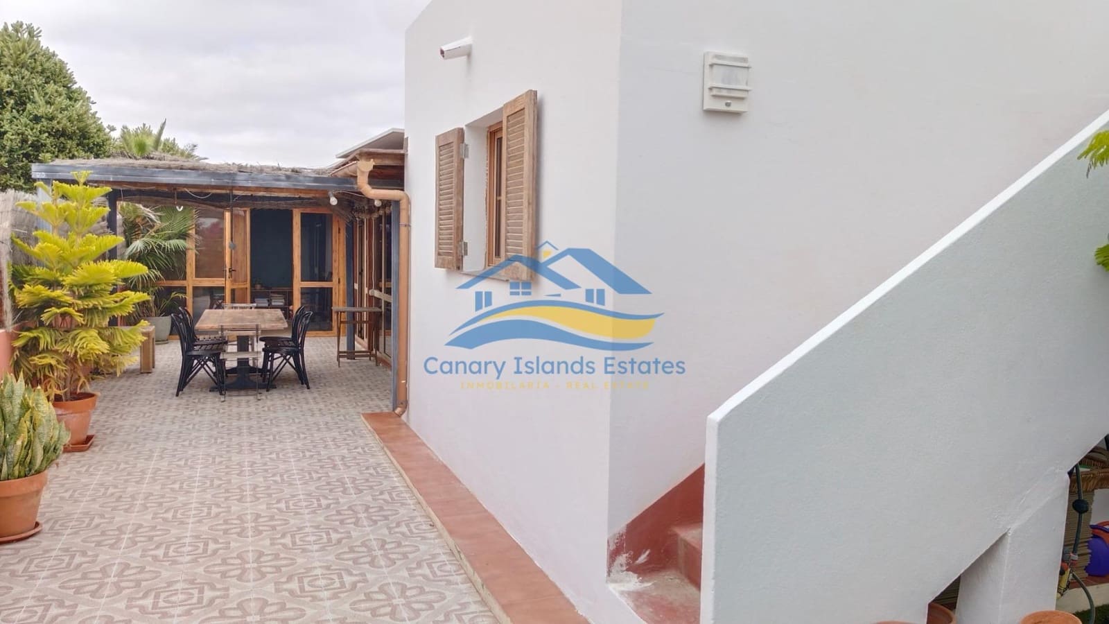 3 makuuhuone Huvila myytävänä paikassa Corralejo mukana 
autotalli - 729 000 € (Ref: 9215290)