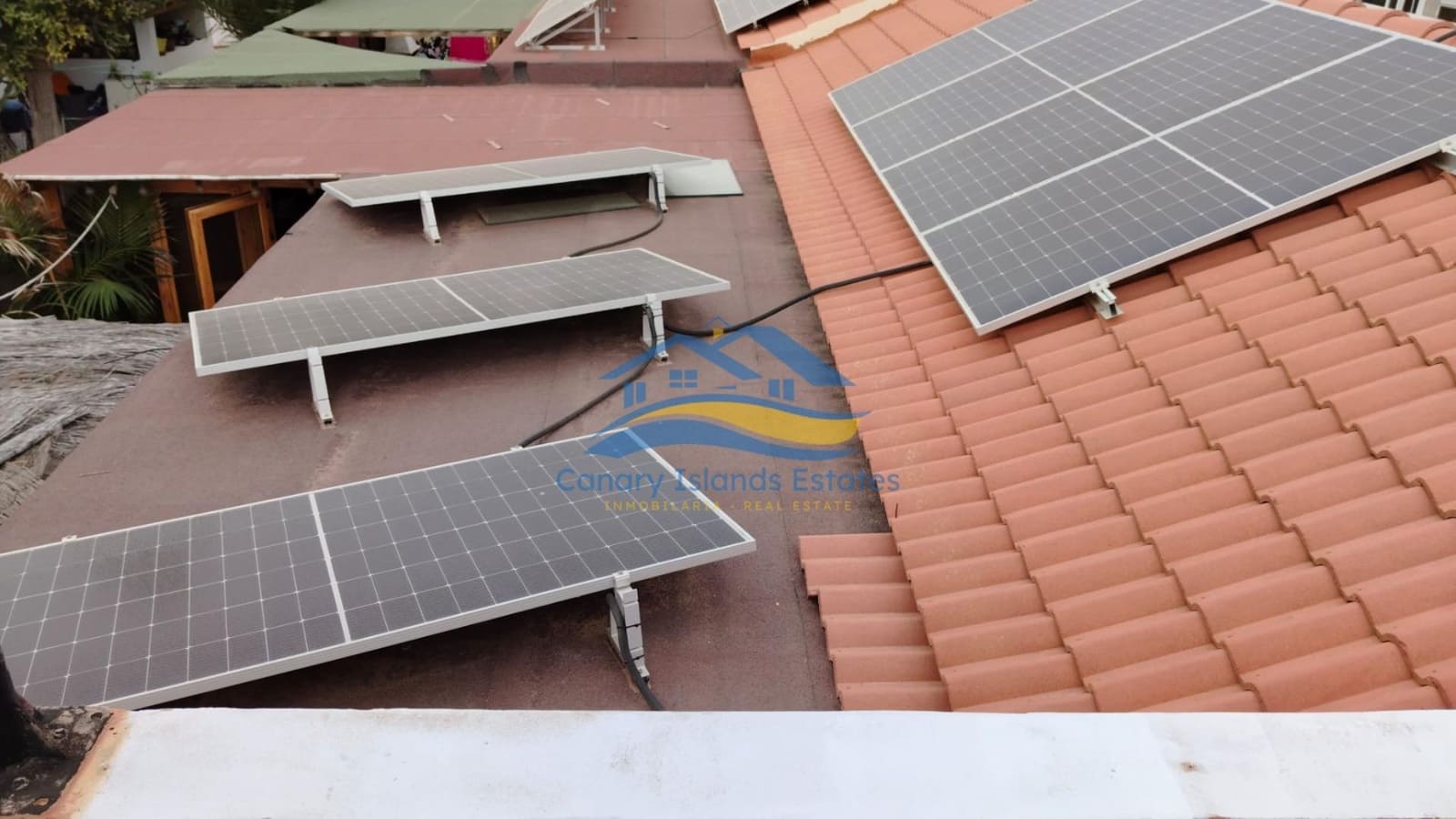 3 makuuhuone Huvila myytävänä paikassa Corralejo mukana 
autotalli - 729 000 € (Ref: 9215290)