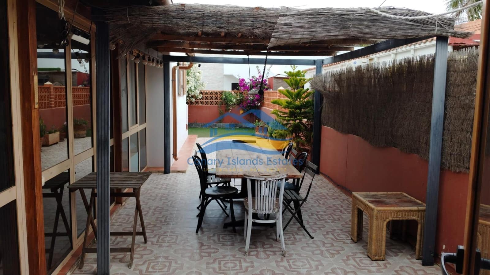 3 makuuhuone Huvila myytävänä paikassa Corralejo mukana 
autotalli - 729 000 € (Ref: 9215290)