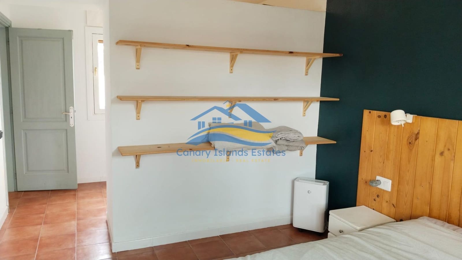 3 makuuhuone Huvila myytävänä paikassa Corralejo mukana 
autotalli - 729 000 € (Ref: 9215290)