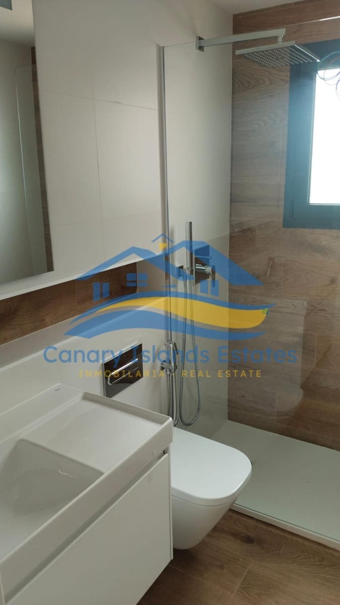 2 slaapkamer Penthouse te koop in Corralejo met garage - € 345.000 (Ref: 9347648)