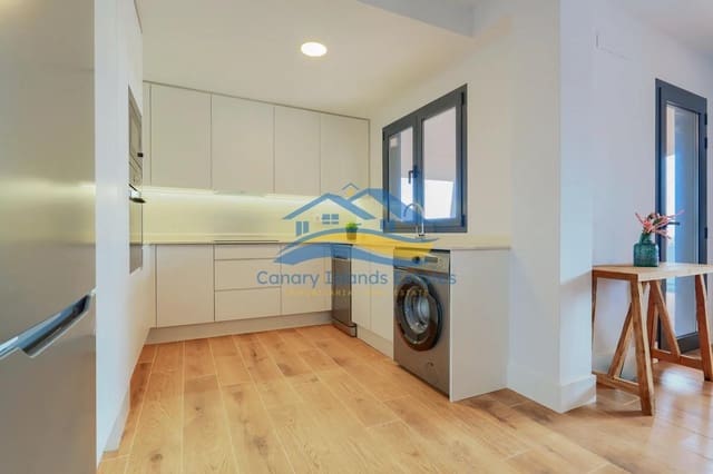 2 slaapkamer Penthouse te koop in Corralejo, La Oliva met garage - € 345.000 (Ref: 9347648)