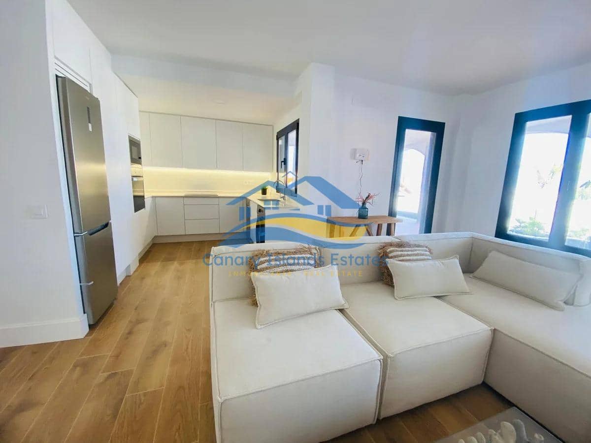 2 slaapkamer Penthouse te koop in Corralejo met garage - € 345.000 (Ref: 9347648)