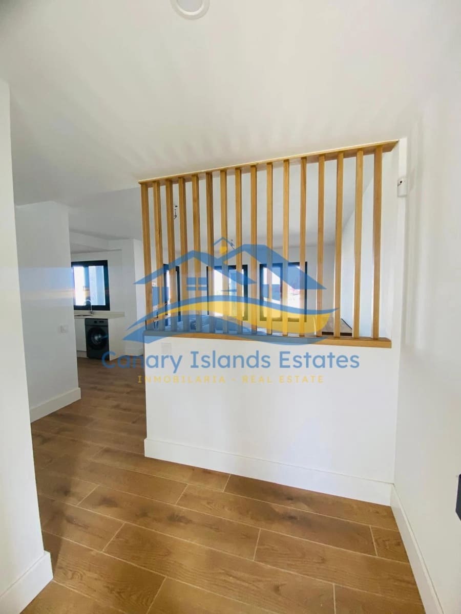 2 slaapkamer Penthouse te koop in Corralejo met garage - € 345.000 (Ref: 9347648)