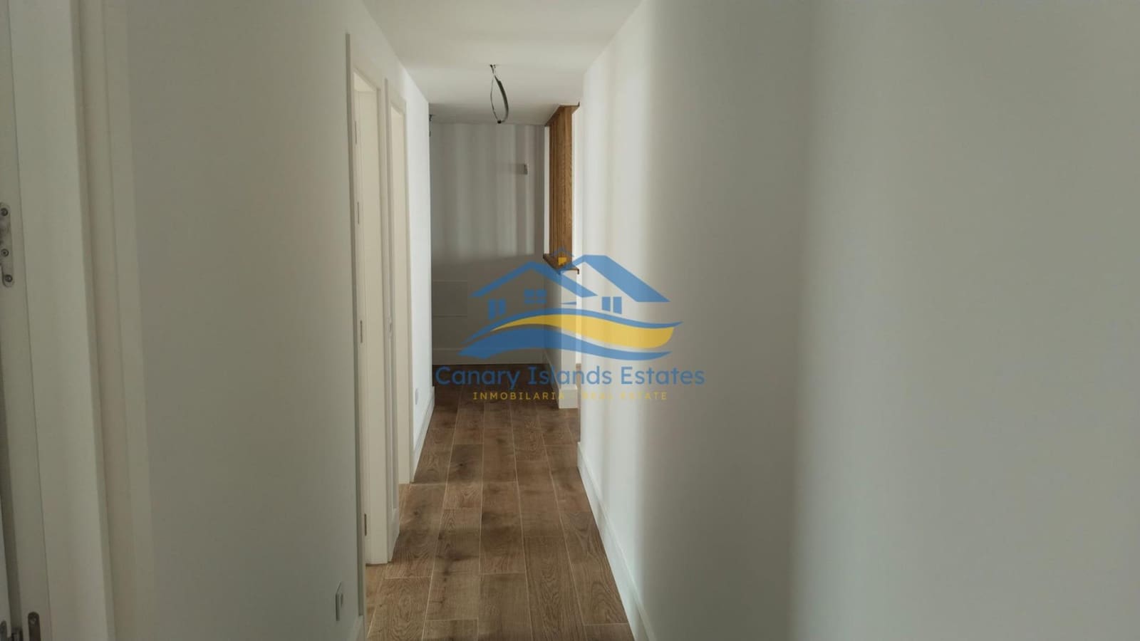 2 slaapkamer Penthouse te koop in Corralejo met garage - € 345.000 (Ref: 9347648)