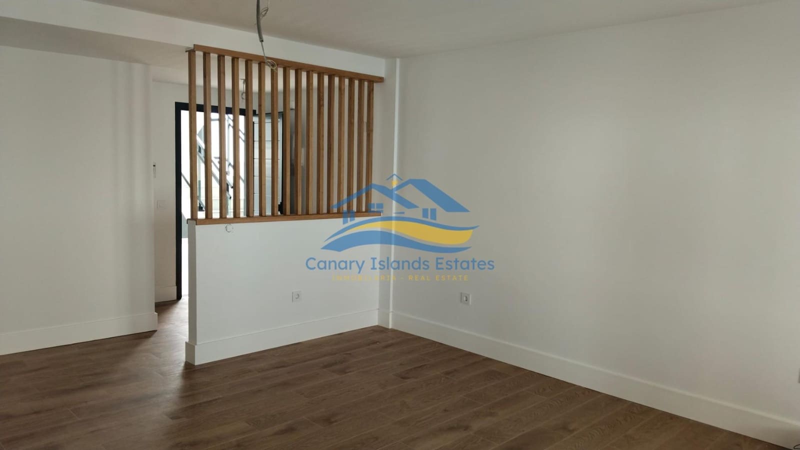 2 slaapkamer Penthouse te koop in Corralejo met garage - € 345.000 (Ref: 9347648)