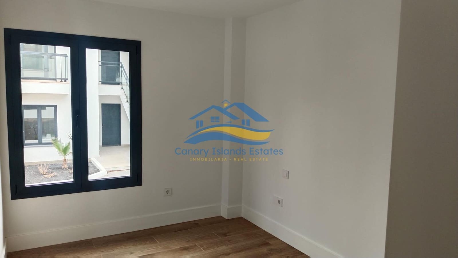 2 slaapkamer Penthouse te koop in Corralejo met garage - € 345.000 (Ref: 9347648)