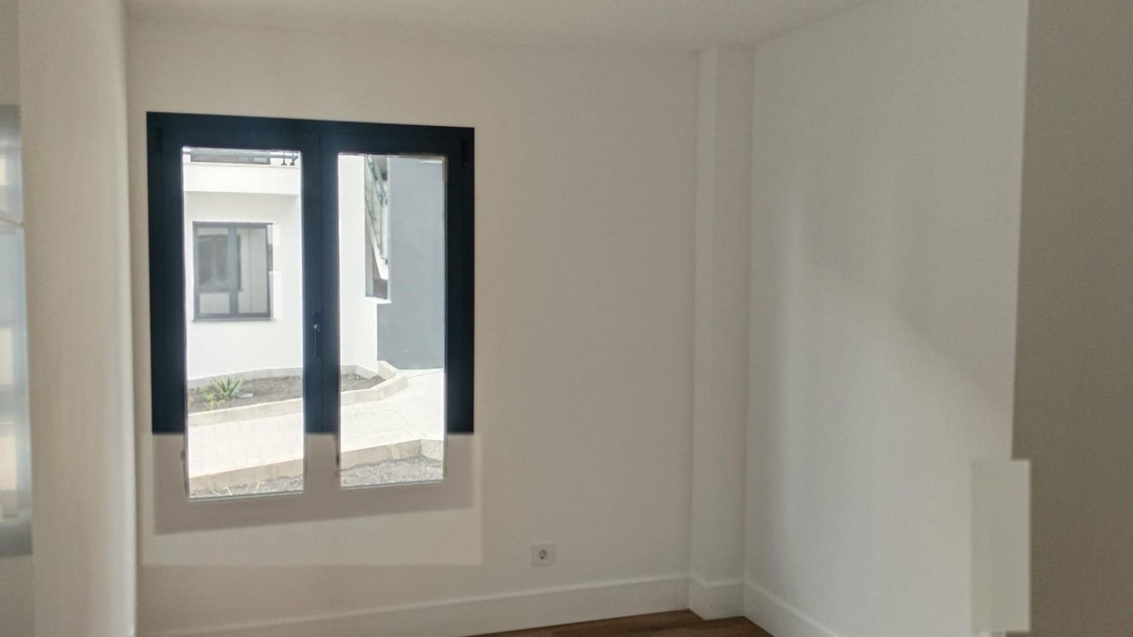 2 bedroom Penthouse for sale in Corralejo with garage - € 279,000 (Ref: 9347648)