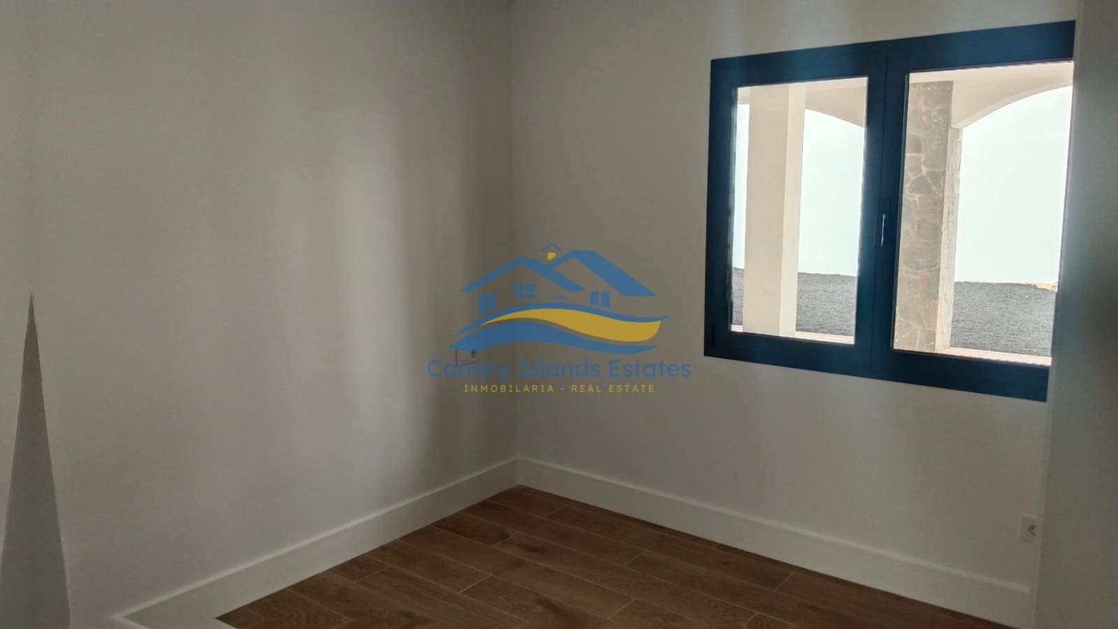 2 soveværelse Lejlighed til salg i Corralejo med garage - € 269.000 (Ref: 9347649)