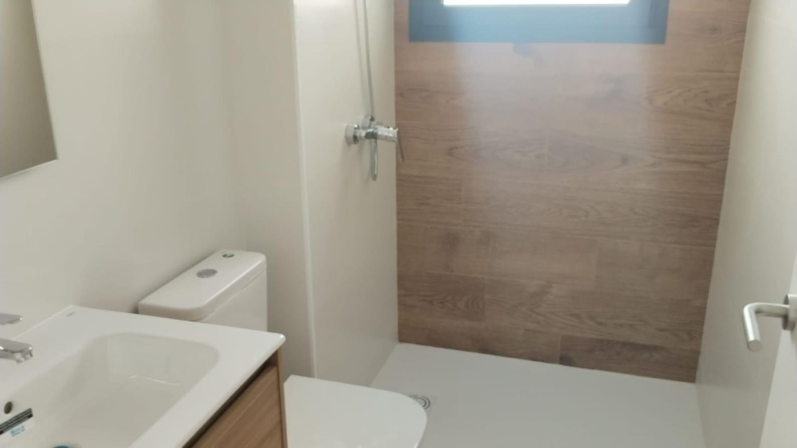 2 bedroom Apartment for sale in Corralejo with garage - € 279,000 (Ref: 9347649)