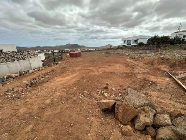 Bouwgrond te koop in Villaverde, La Oliva - € 147.000 (Ref: 9497575)