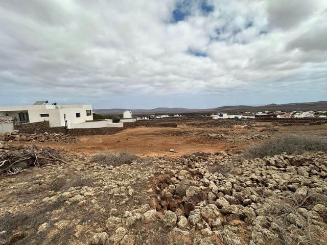 Bouwgrond te koop in Villaverde, La Oliva - € 147.000 (Ref: 9497575)