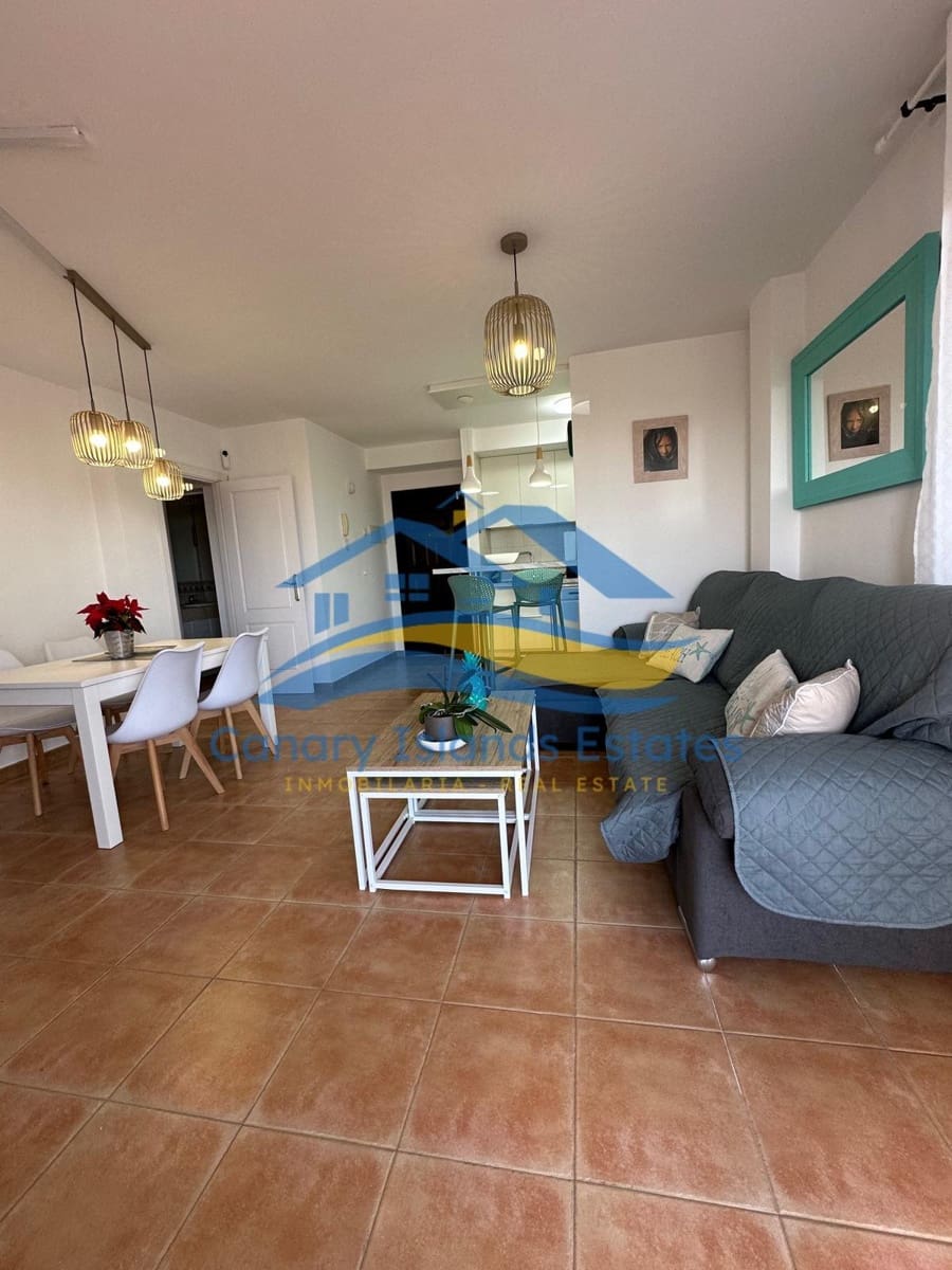 2 bedroom Apartment for sale in Corralejo with garage - € 255,000 (Ref: 9504498)