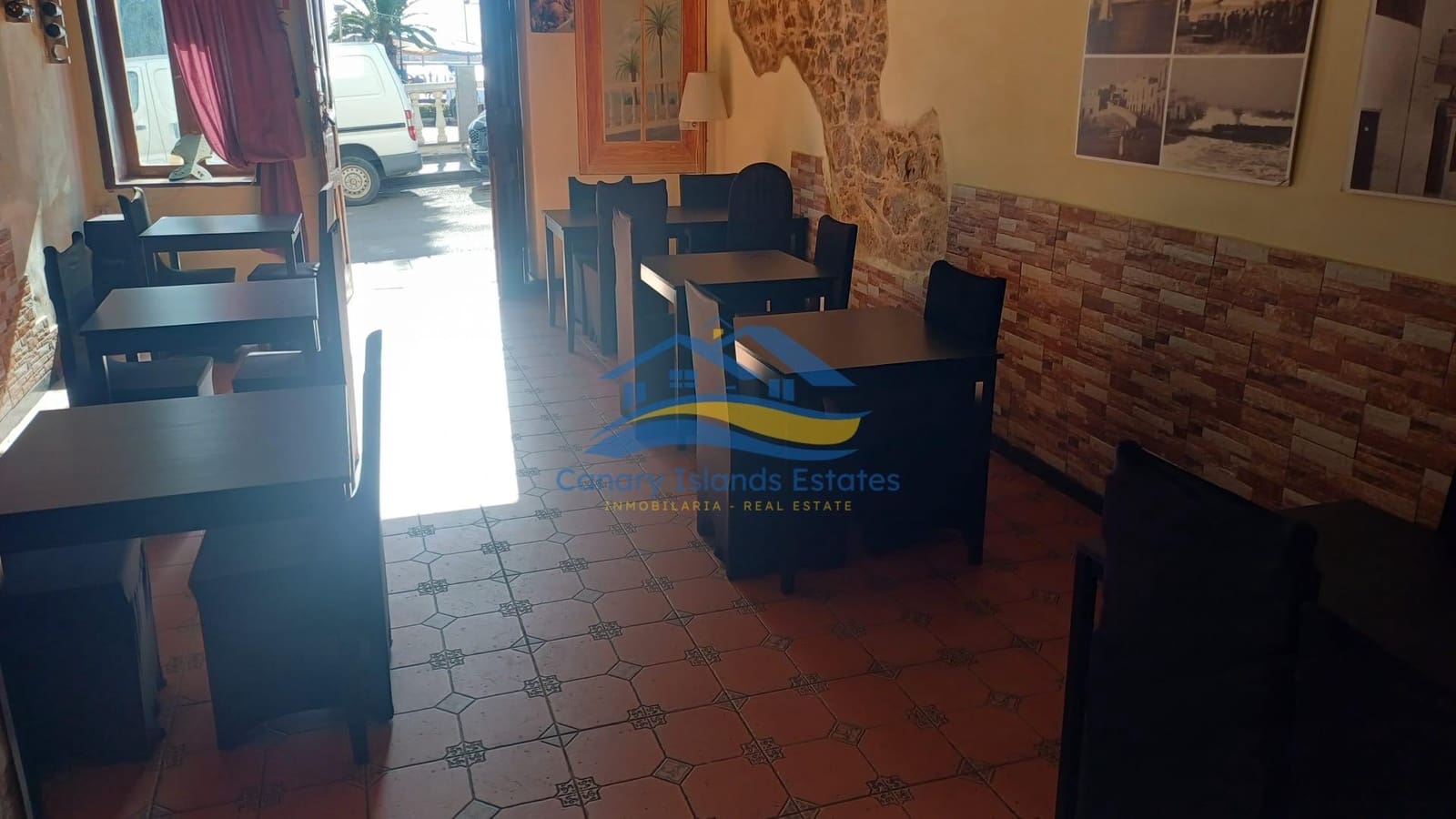 Erhverv til leje i Puerto del Rosario - € 2.000 (Ref: 9680003)