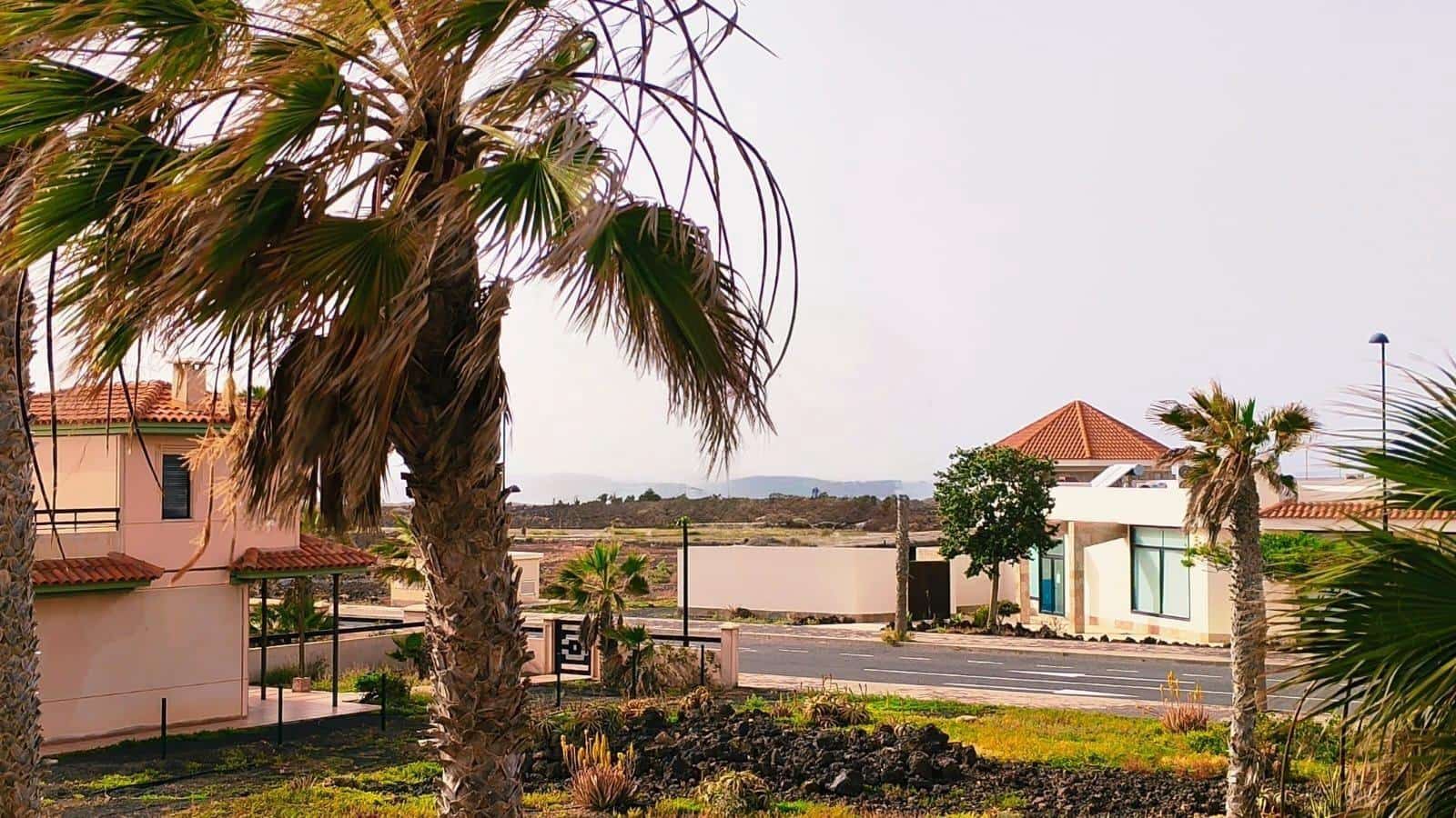 2 bedroom Apartment for sale in Lajares - € 220,000 (Ref: 9680005)
