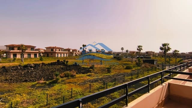 1 sovrum Radhus till salu i Lajares, La Oliva - 169 000 € (Ref: 9715124)