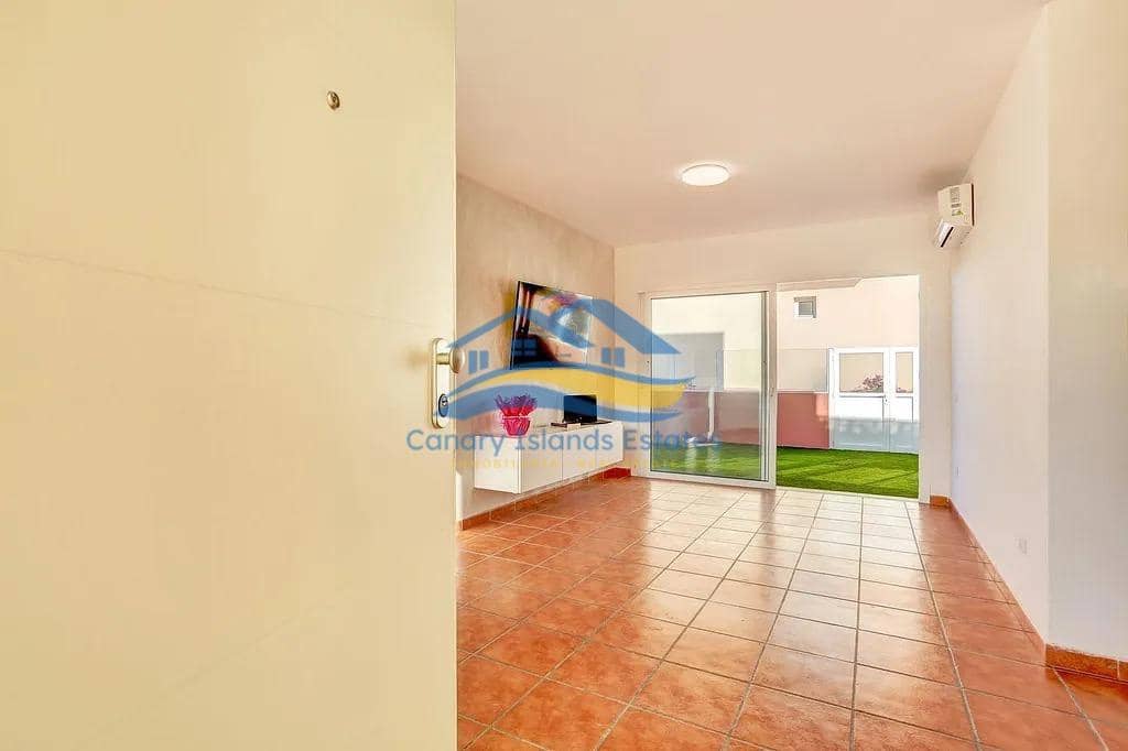 2 soveværelse Lejlighed til salg i Corralejo - € 255.000 (Ref: 9755939)