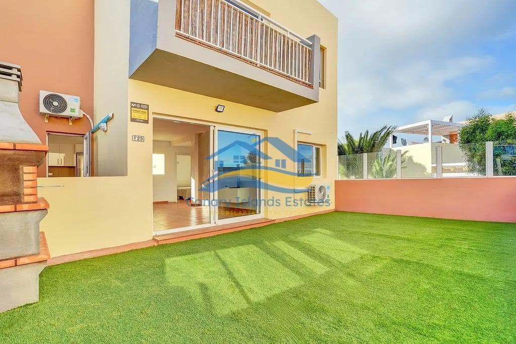 2 soveværelse Lejlighed til salg i Corralejo - € 255.000 (Ref: 9755939)