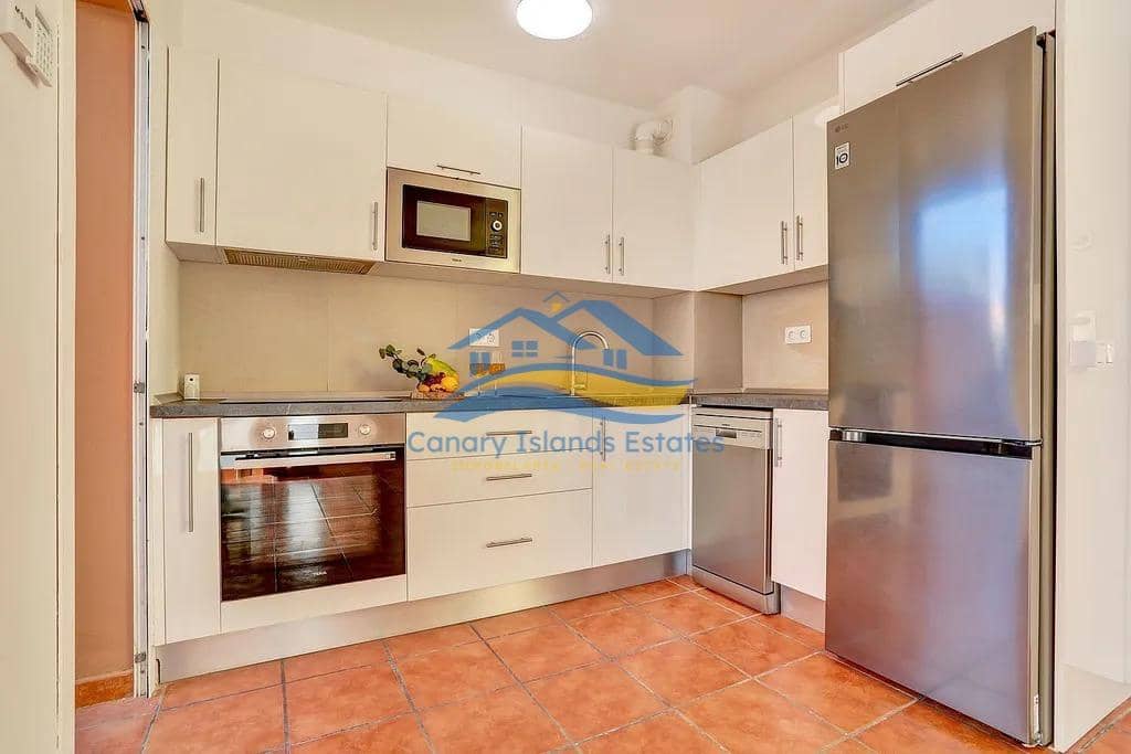 2 soveværelse Lejlighed til salg i Corralejo - € 255.000 (Ref: 9755939)