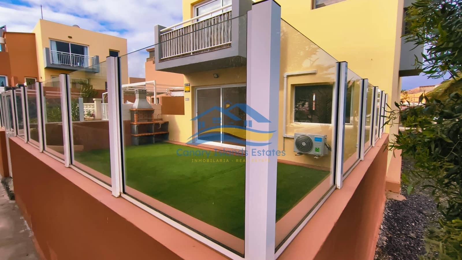 2 soveværelse Lejlighed til salg i Corralejo - € 255.000 (Ref: 9755939)