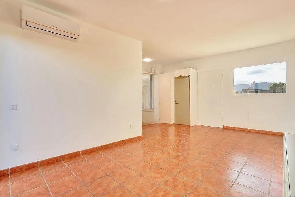 2 bedroom Apartment for sale in Corralejo - € 248,000 (Ref: 9755939)