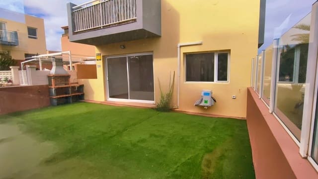 2 Zimmer Apartment zu verkaufen in Corralejo, La Oliva - 248.000 € (Ref: 9755939)