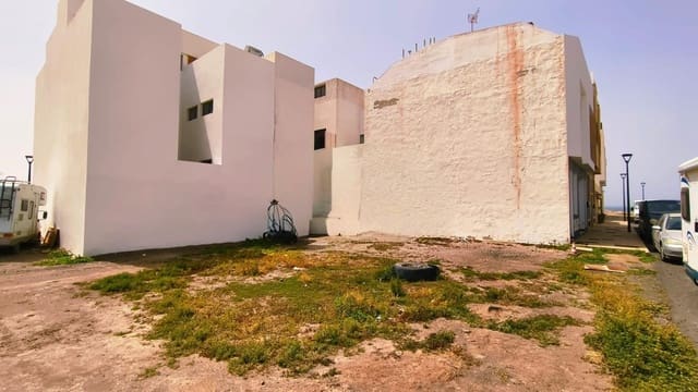 Byggetomt til salgs i El Cotillo, La Oliva - € 250 000 (Ref: 9762155)