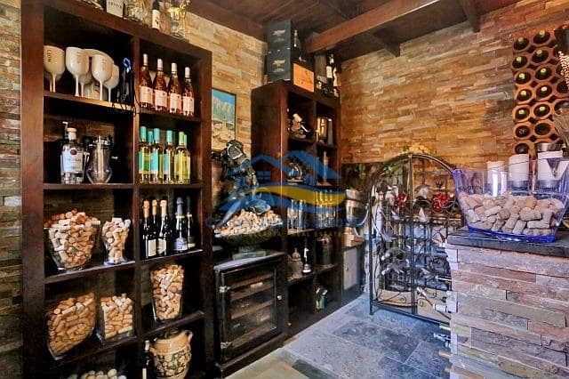 3 bedroom Apartment for sale in Parque Holandes with pool - € 550,000 (Ref: 9780770)