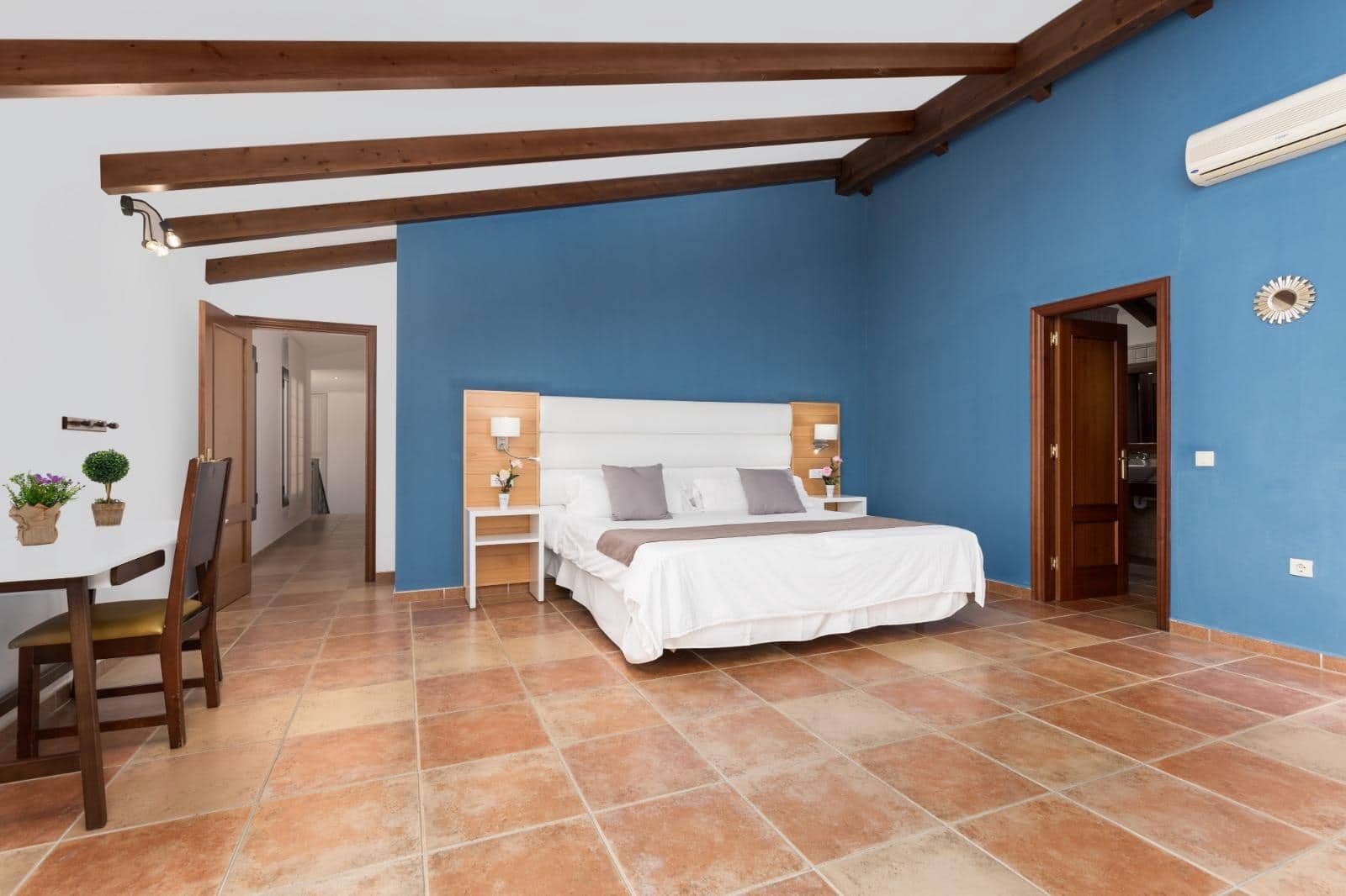 5 soverom Villa til salgs i Pajara med garasje - € 990 000 (Ref: 9806663)