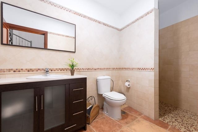 5 slaapkamer Villa te koop in Pájara met garage - € 990.000 (Ref: 9806663)
