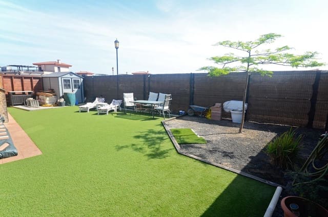 2 slaapkamer Villa te koop in Lajares, La Oliva - € 279.000 (Ref: 9871932)