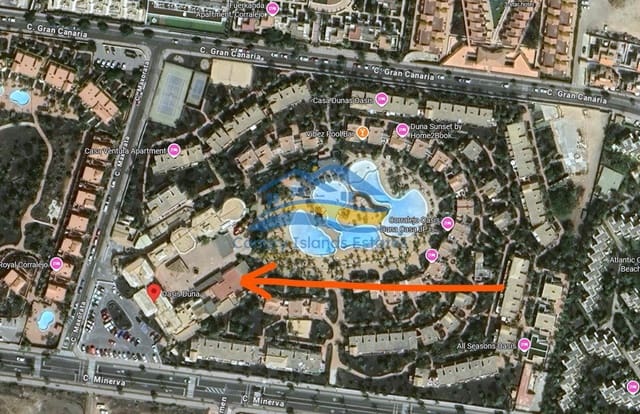 Kaupallinen myytävänä paikassa Corralejo, La Oliva - 295 555 € (Ref: 9879026)