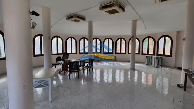 Komercyjne na sprzedaż w Corralejo, La Oliva - 468 035 € (Ref: 9879027)