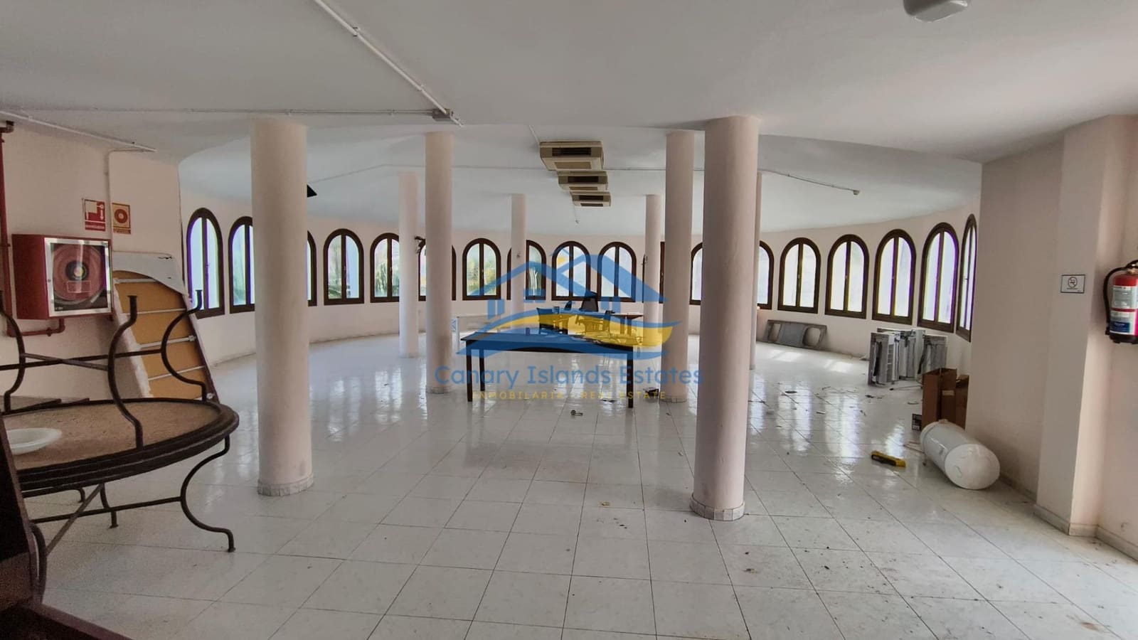 Komercyjne na sprzedaż w Corralejo - 468 035 € (Ref: 9879027)