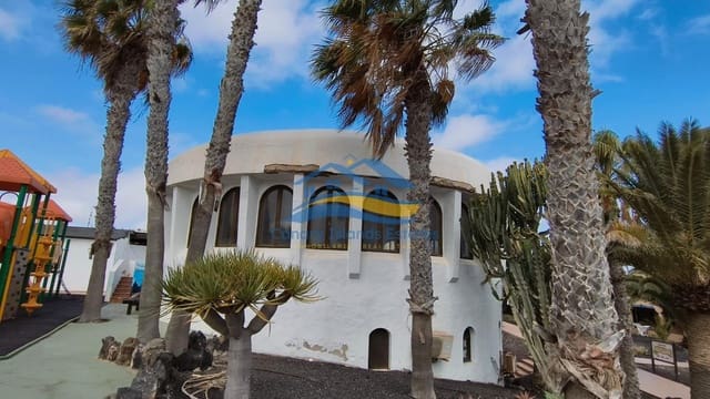 Komercyjne na sprzedaż w Corralejo, La Oliva - 468 035 € (Ref: 9879027)