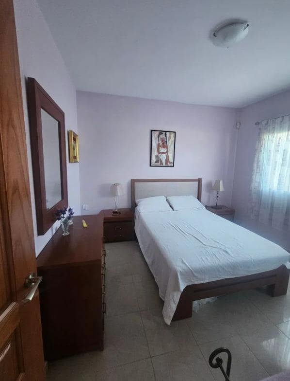 5 bedroom Villa for sale in Gran Tarajal with pool garage - € 520,000 (Ref: 9885030)
