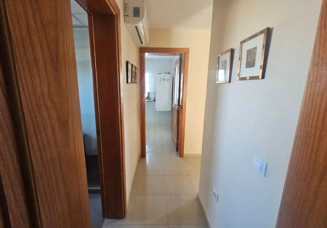 5 bedroom Villa for sale in Gran Tarajal with pool garage - € 520,000 (Ref: 9885030)