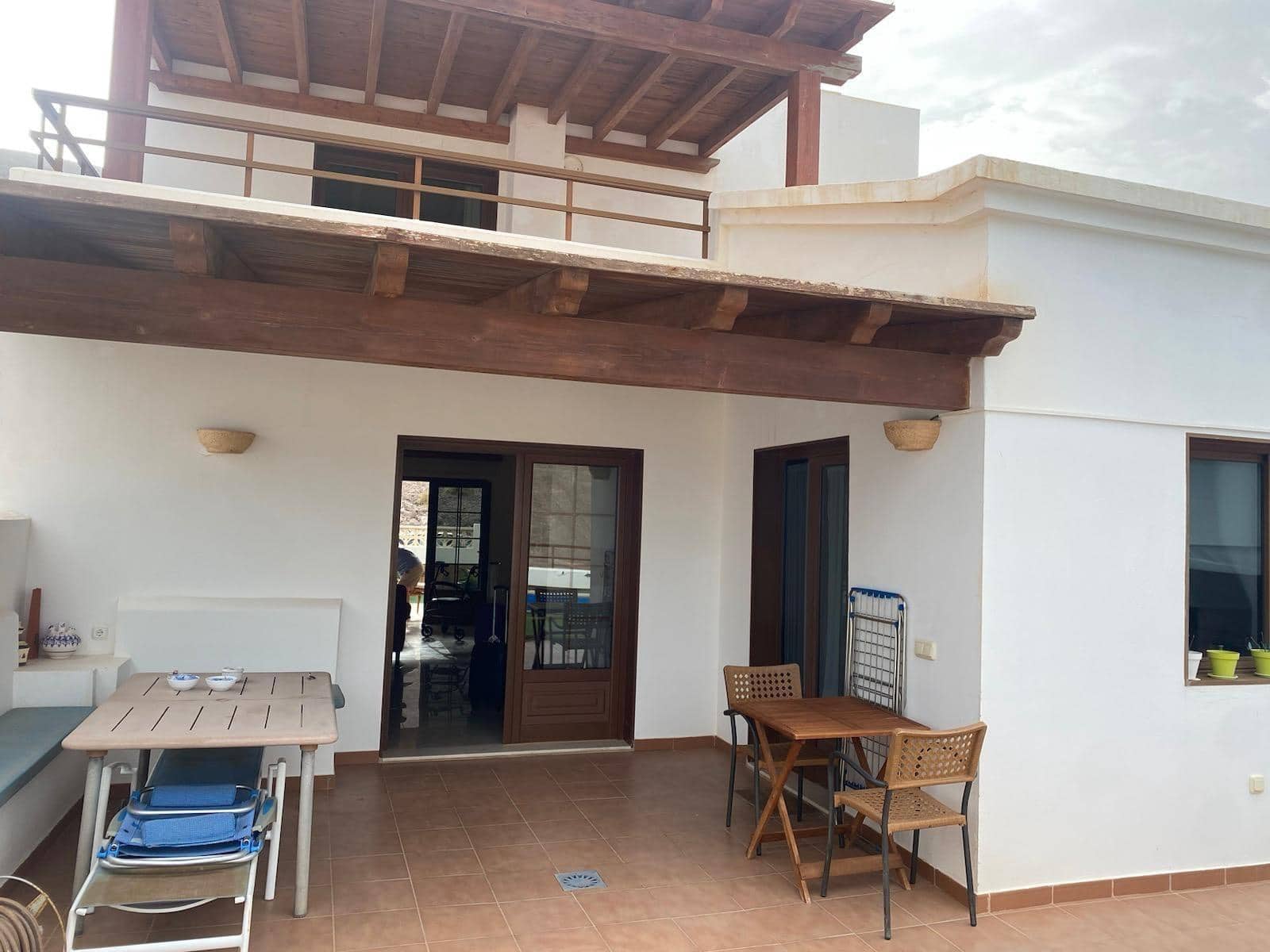 5 bedroom Villa for sale in Gran Tarajal with pool garage - € 520,000 (Ref: 9885030)