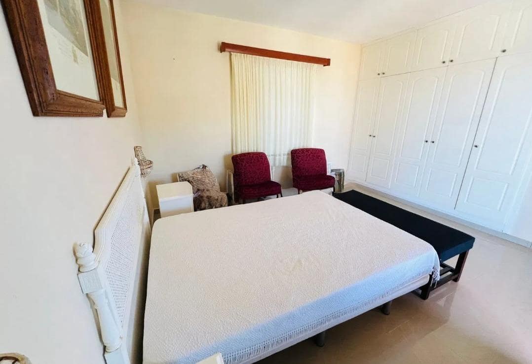5 bedroom Villa for sale in Gran Tarajal with pool garage - € 520,000 (Ref: 9885030)