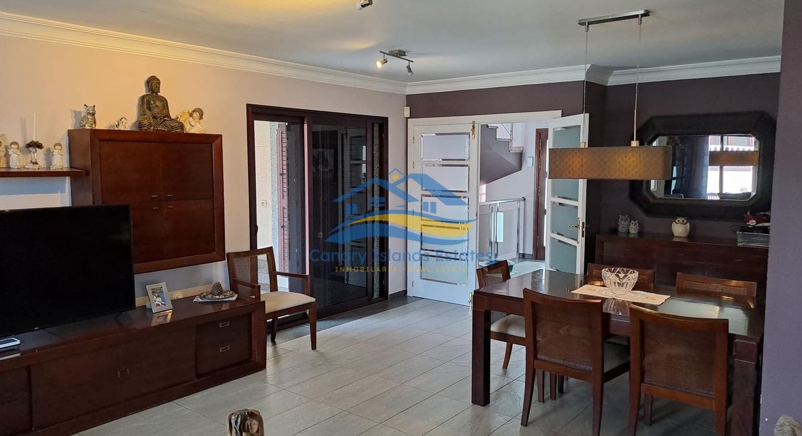 4 bedroom Villa for sale in Puerto del Rosario with pool garage - € 790,000 (Ref: 9885031)