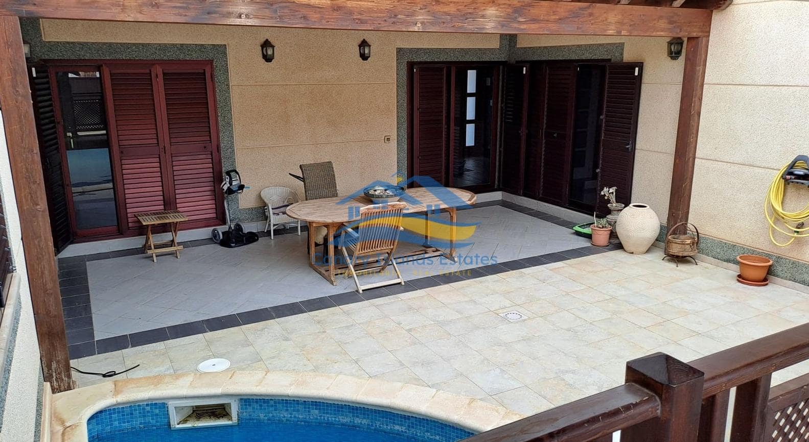 4 bedroom Villa for sale in Puerto del Rosario with pool garage - € 790,000 (Ref: 9885031)