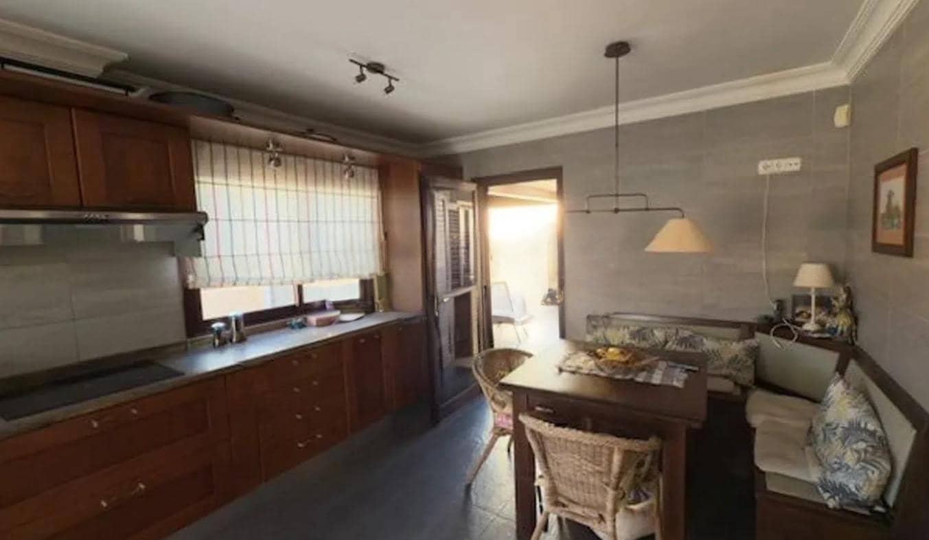 4 sovrum Villa till salu i Puerto del Rosario med pool garage - 725 000 € (Ref: 9885031)